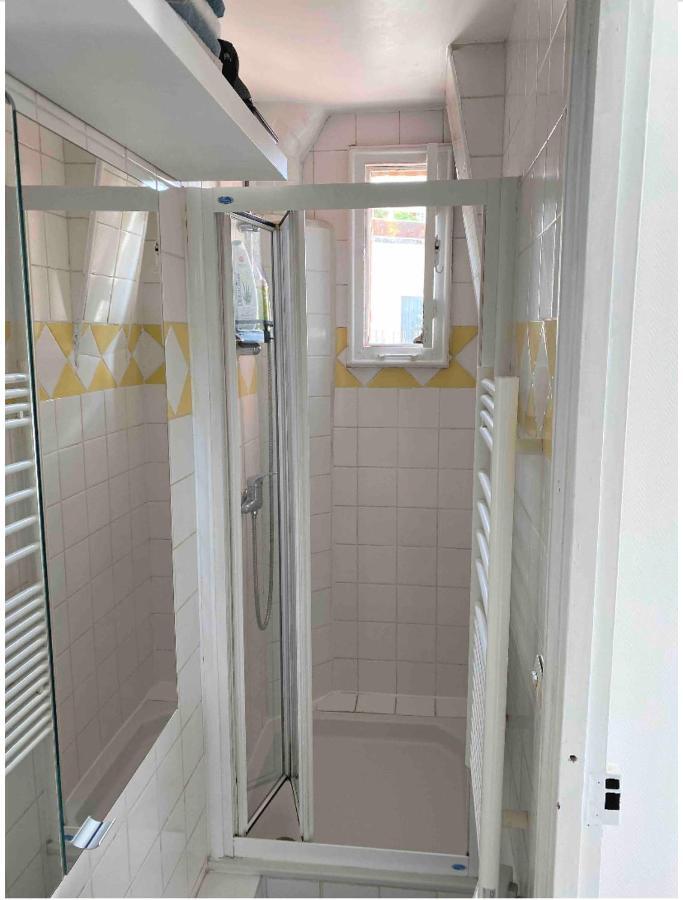 Appartement Buttes Chaumont Paris Luaran gambar